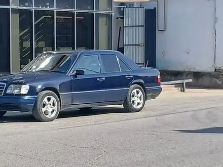 Mercedes-Benz E 420 1994 года за 3 500 000 тг. в Кызылорда