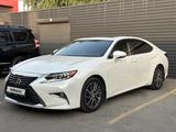 Lexus ES 250 2018 года за 16 500 000 тг. в Алматы – фото 2