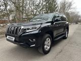 Toyota Land Cruiser Prado 2023 года за 28 300 000 тг. в Караганда