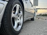 Mercedes-Benz E 320 1999 годаfor3 700 000 тг. в Шымкент – фото 4