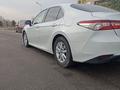 Toyota Camry 2018 годаfor11 900 000 тг. в Тараз – фото 2