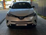 Toyota C-HR 2018 годаүшін10 500 000 тг. в Актобе – фото 3