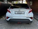 Toyota C-HR 2018 годаүшін10 500 000 тг. в Актобе – фото 2