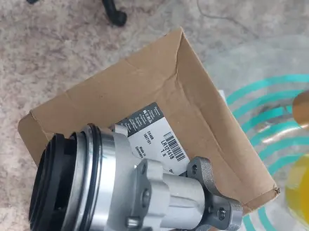 Помпа, водяной насос на range rover velar, range rover, jaguar за 245 000 тг. в Астана