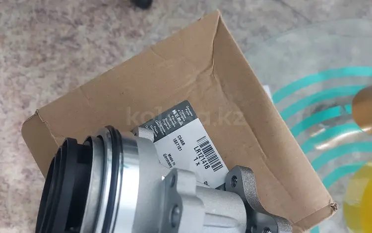 Помпа, водяной насос на range rover velar, range rover, jaguar за 245 000 тг. в Астана