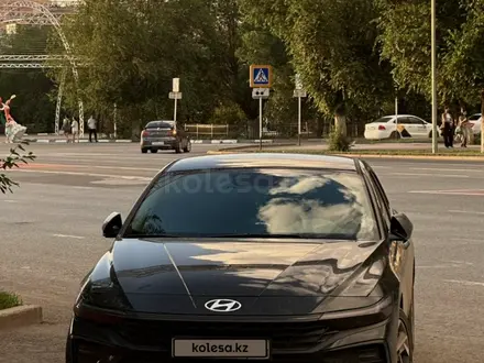 Hyundai Elantra 2023 года за 13 500 000 тг. в Актобе – фото 9