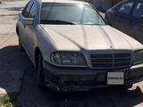 Mercedes-Benz C 180 1994 года за 550 000 тг. в Актобе – фото 2
