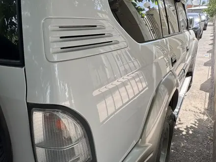 Toyota Land Cruiser Prado 1997 года за 11 200 000 тг. в Алматы – фото 3