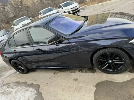 BMW 320 2016 года за 9 500 000 тг. в Актау – фото 2