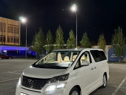 Toyota Alphard 2010 года за 7 750 000 тг. в Актобе