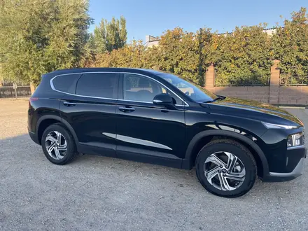 Hyundai Santa Fe 2021 года за 14 800 000 тг. в Караганда – фото 2