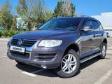 Volkswagen Touareg 2008 годаүшін7 500 000 тг. в Алматы – фото 2