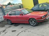 BMW 520 1991 года за 1 100 000 тг. в Караганда