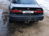 Toyota Camry 1998 года за 3 000 000 тг. в Алматы – фото 5