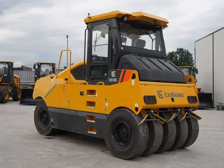 LiuGong  Пневмошинный каток LiuGong CLG 6516E 2026 года за 30 550 000 тг. в Алматы – фото 6