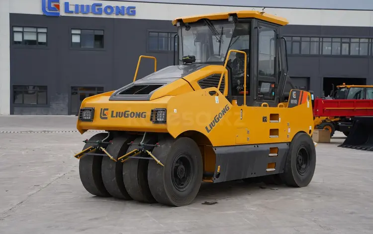 LiuGong  Пневмошинный каток LiuGong CLG 6516E 2026 годаүшін30 550 000 тг. в Алматы