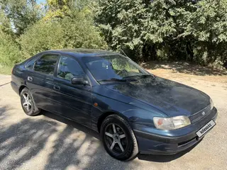 Toyota Carina E