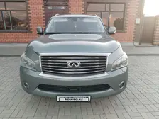 Infiniti QX56, 2012