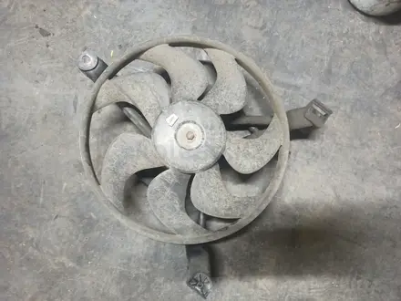 Вентилятор охлаждения радиатора Синтра 2.2 за 12 000 тг. в Караганда – фото 2