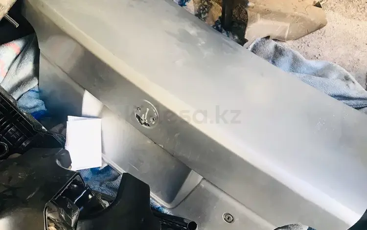 Крышка багажника за 30 000 тг. в Караганда
