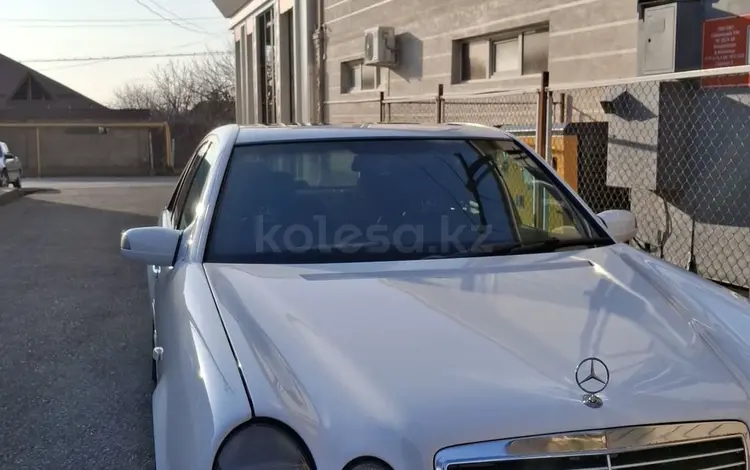 Mercedes-Benz E 320 1998 годаүшін4 800 000 тг. в Шымкент