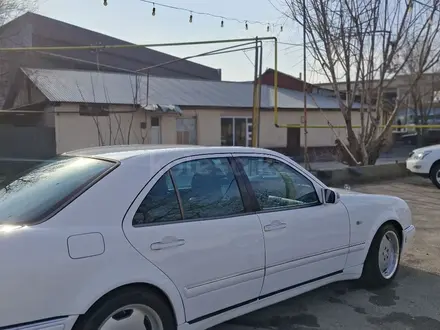 Mercedes-Benz E 320 1998 года за 4 800 000 тг. в Шымкент – фото 3
