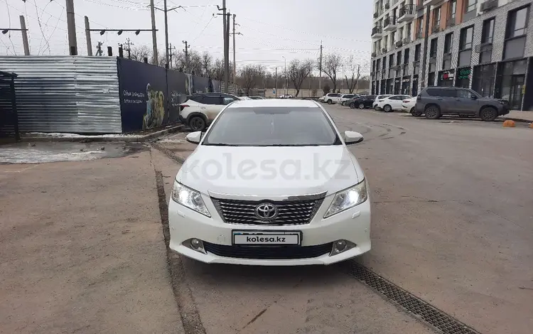 Toyota Camry 2014 годаfor8 600 000 тг. в Шымкент