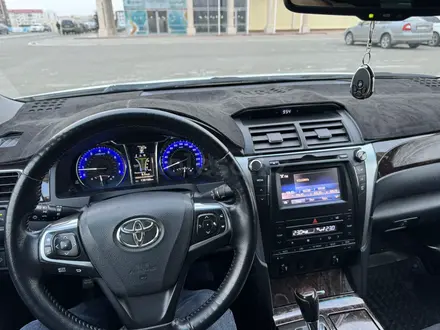 Toyota Camry 2015 года за 11 500 000 тг. в Атырау – фото 8