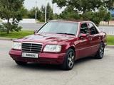 Mercedes-Benz E 220 1994 года за 1 850 000 тг. в Тараз