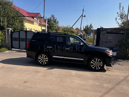 Toyota Land Cruiser 2013 года за 22 500 000 тг. в Алматы – фото 7