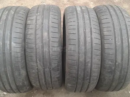 Резина 195/60 R15 — "Dunlop Sport BluResponse" (Польша), летняя за 65 000 тг. в Астана