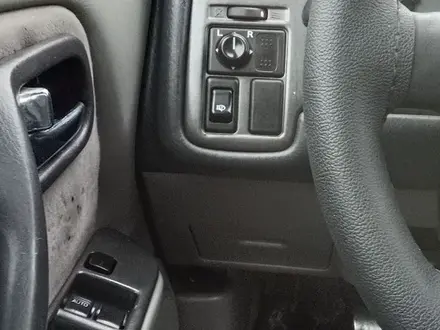 Nissan Primera 2001 года за 2 000 000 тг. в Астана – фото 3