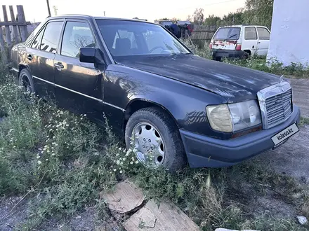 Mercedes-Benz E 220 1993 года за 1 000 000 тг. в Караганда – фото 3