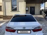 Toyota Camry 2015 года за 12 700 000 тг. в Алматы – фото 4