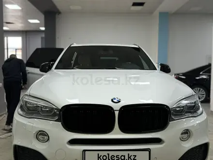 BMW X5 2015 года за 21 000 000 тг. в Шымкент – фото 3