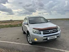 Toyota RAV4, 2009