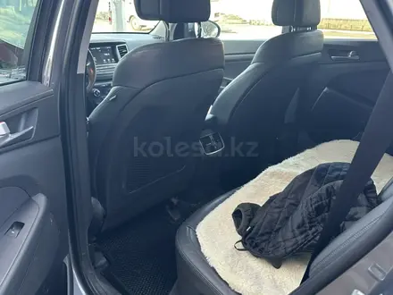 Hyundai Tucson 2017 года за 8 300 000 тг. в Актобе – фото 11