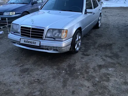 Mercedes-Benz E 280 1989 года за 3 000 000 тг. в Павлодар