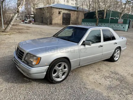 Mercedes-Benz E 280 1989 года за 3 000 000 тг. в Павлодар – фото 7