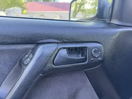 Volkswagen Golf 1995 года за 1 650 000 тг. в Караганда – фото 14