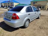 Chevrolet Aveo 2008 года за 1 500 000 тг. в Актобе – фото 4