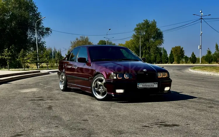 BMW 328 1995 года за 3 000 000 тг. в Алматы
