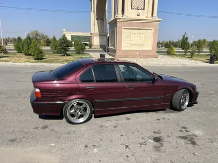BMW 328 1995 года за 3 000 000 тг. в Алматы – фото 4