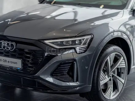 Audi Q8 e-tron 2023 года за 50 000 000 тг. в Алматы – фото 19