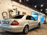 Mercedes-Benz E 240 2004 года за 4 350 000 тг. в Тараз