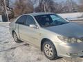 Toyota Camry 2003 года за 4 100 000 тг. в Алматы – фото 2