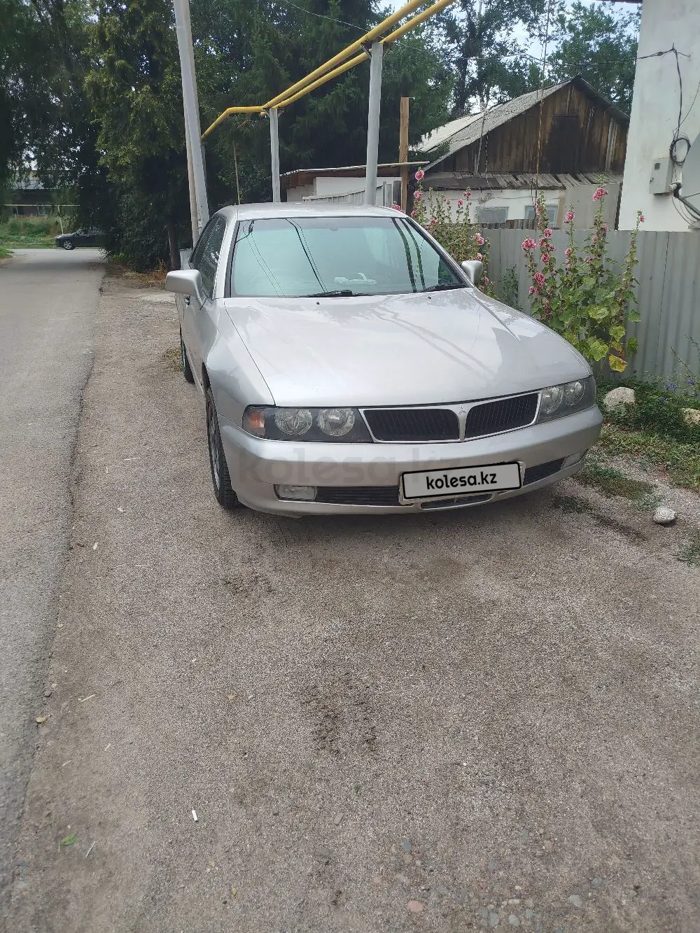 Mitsubishi Diamante, 1996