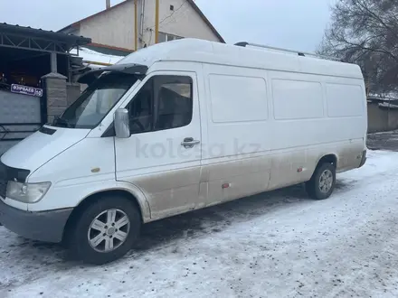 Mercedes-Benz Sprinter 1998 года за 6 200 000 тг. в Алматы – фото 2