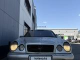 Mercedes-Benz E 230 1996 года за 1 750 000 тг. в Астана – фото 2