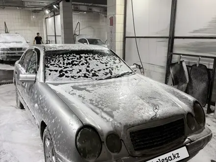 Mercedes-Benz E 230 1996 года за 1 750 000 тг. в Астана – фото 6
